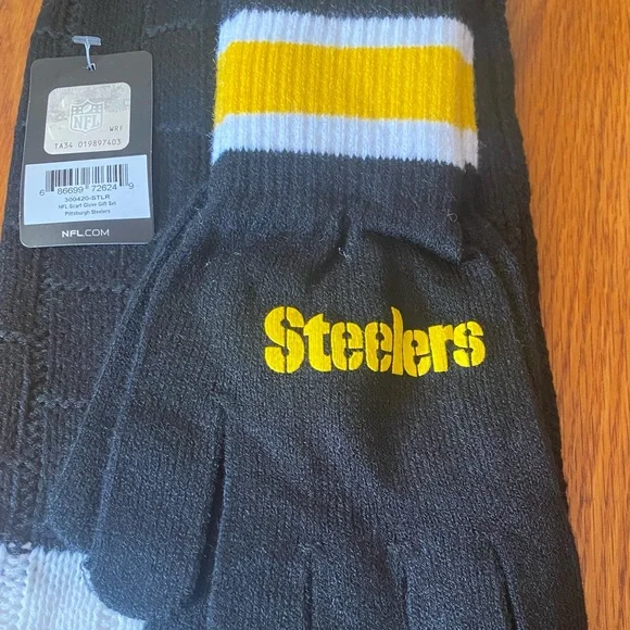 NWT Little Earth NFL Steelers Scarf and Gloves Set - Picture 2 of 5